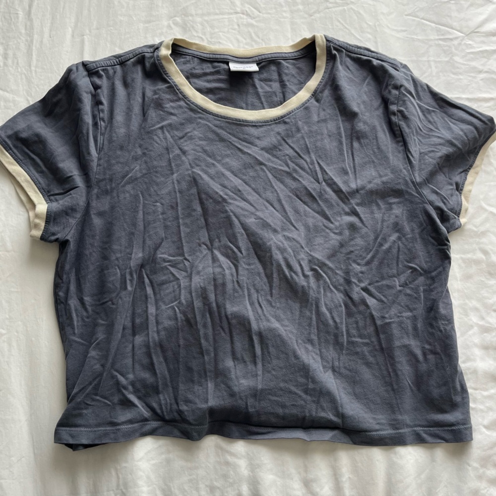 Outdoor Voices t-shirt blue and cream ring-neck